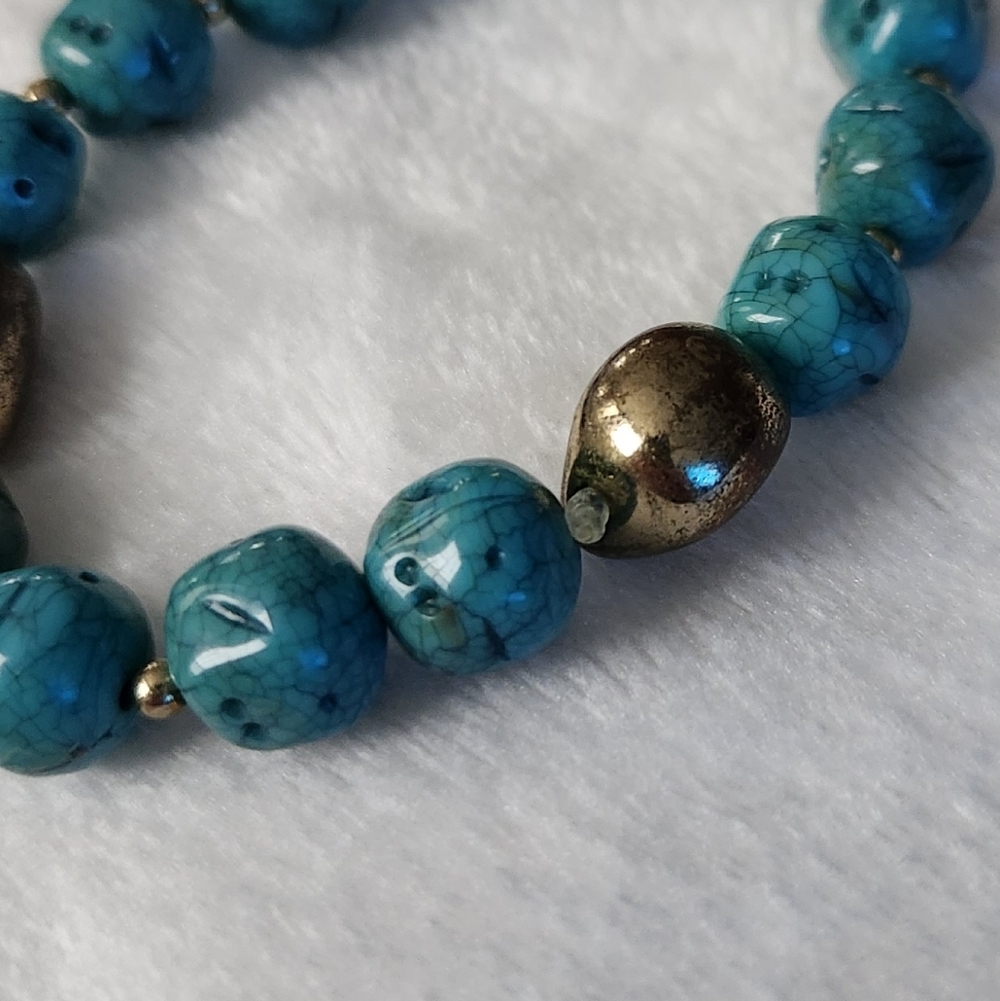 💙Turquoise Beaded Bracelet with Silver & Gold-Tone Accents, Elegant Statement - Picture 7 of 10